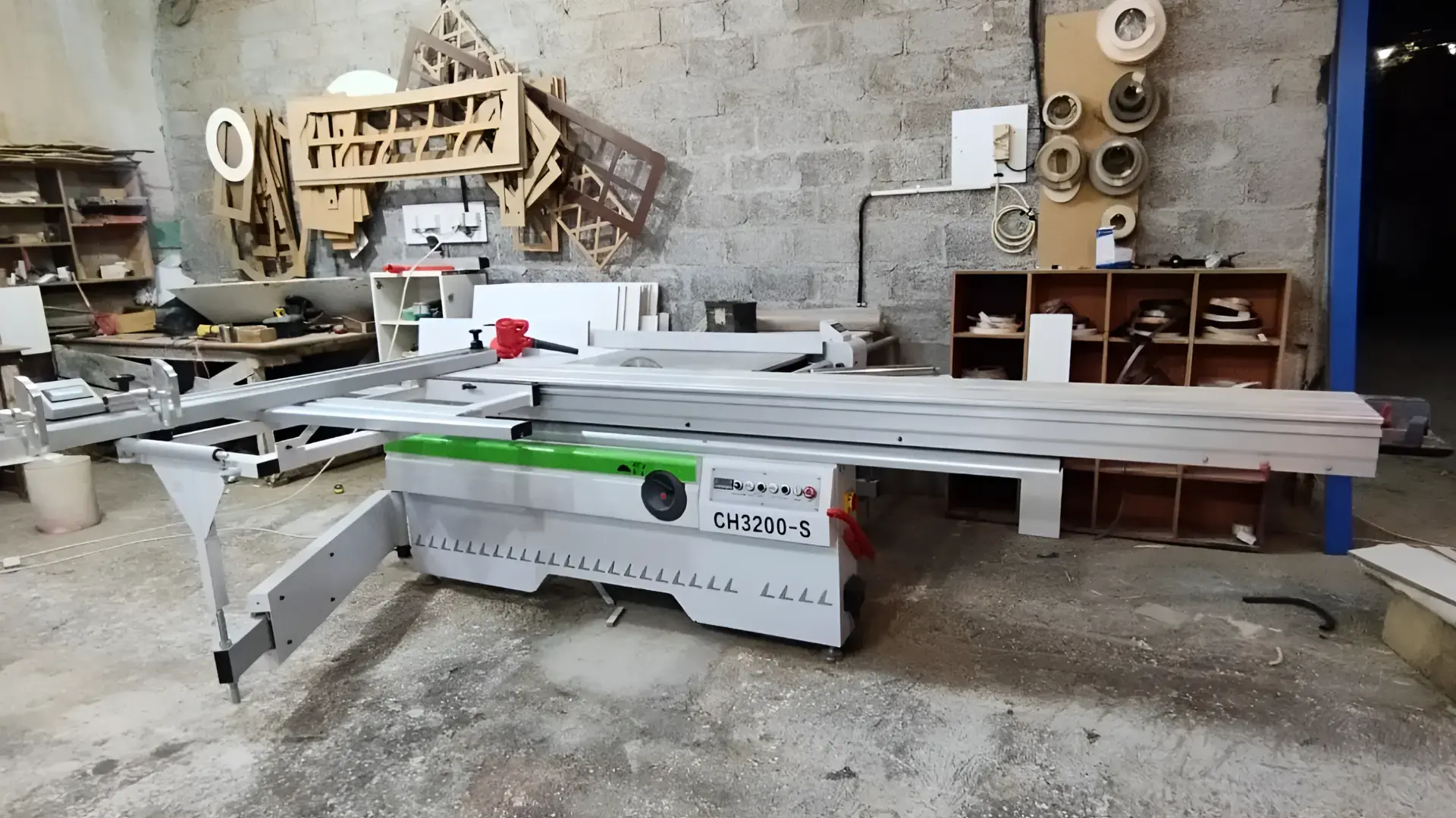 Residential carpentry and custom kitchen cabinetry solutions in Muzeirea Ajman